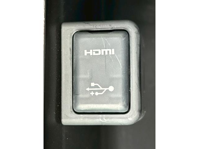 ハイエースバン スーパーＧＬ　ダークプライムＩＩ　ディーゼル／４ＷＤ／純正ナビ／Ｂｌｕｅｔｏｏｔｈ／ＨＤＭＩ／フルセグＴＶ／パノラミックビューモニター／純正フリップダウンモニター／デジタルインナーミラー／ステリモン／純正オプション１８インチＡＷ（28枚目）