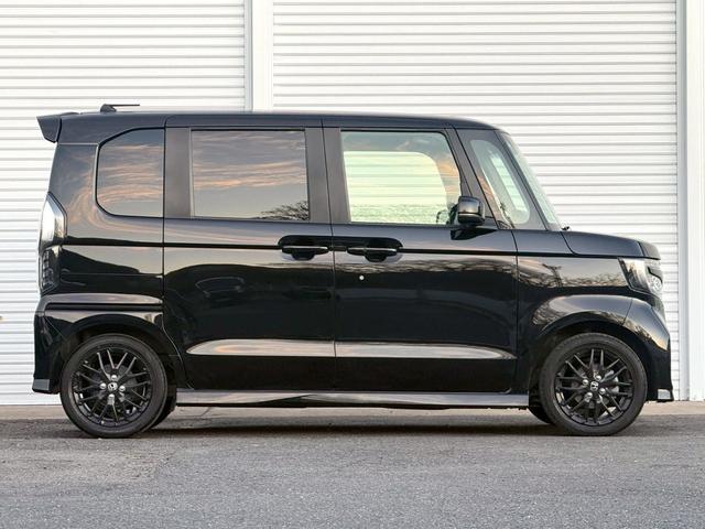 Ｎ－ＢＯＸカスタム Ｌターボ　スタイル＋ブラック　ＡＬＰＩＮＥ１１インチディスプレイオーディオ／Ｂｌｕｅｔｏｏｔｈ／ＨＤＭＩ／Ａｐｐｌｅ　ＣａｒＰｌａｙ／Ａｎｄｒｏｉｄ　Ａｕｔｏ／バックモニター／両側電動スライド／クルーズコントロール／ＬＥＤライト（2枚目）