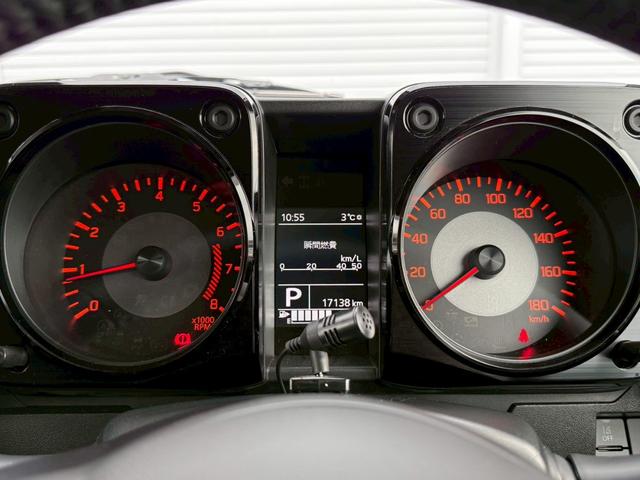 ジムニーシエラ ＪＣ　２－３インチリフトＵＰ／リアラダー／ＡＬＰＩＮＥ１１インチディスプレイオーディオ／Ｂｌｕｅｔｏｏｔｈ・ＨＤＭＩ・Ａｐｐｌｅ　ＣａｒＰｌａｙ・Ａｎｄｒｏｉｄ　Ａｕｔｏ／ルーフキャリア／ホワイトレター（13枚目）