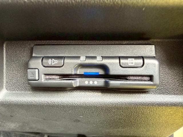 ジムニーシエラ ＪＣ　２－３インチリフトＵＰ／リアラダー／ＡＬＰＩＮＥ１１インチディスプレイオーディオ／Ｂｌｕｅｔｏｏｔｈ・ＨＤＭＩ・Ａｐｐｌｅ　ＣａｒＰｌａｙ・Ａｎｄｒｏｉｄ　Ａｕｔｏ／ルーフキャリア／ホワイトレター（28枚目）