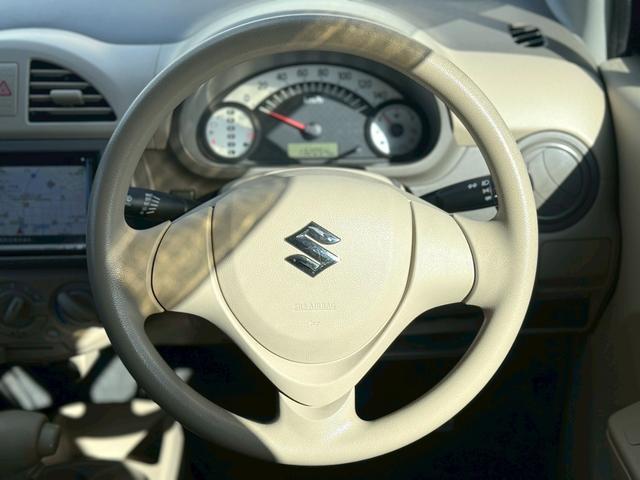 アルト Ｆ　パワーステアリング／パワーウィンドウ／エアコン／ヘッドライトレベライザー／ＥＴＣ／４速ＡＴ／ユーザー買取車／エアバック／ＡＢＳ／セキュリティアラーム／後席ベンチシート／プライバシーガラス（13枚目）