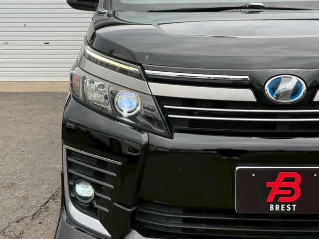 ヴォクシー MODELLISTA(モデリスタ)/純正9インチデカナビ/純正フリップダウンモニター/Bluetooth/フルセグTV/バックモニター/両側電動スライドドア/DUALオートエアコン/ETC/LED(32枚目)