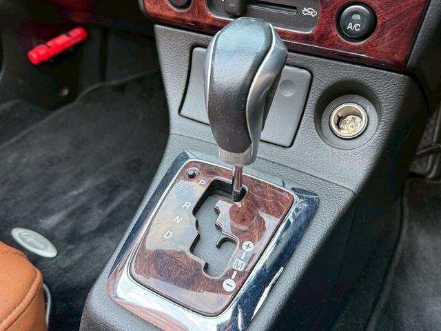 コペン アクティブトップ　ＢＢＳ１５インチアルミ／５速ＭＴ／電動オープン／ターボ／シートカバー／キーレス／ＳＤナビ／Ｂｌｕｅｔｏｏｔｈ／ＨＤＭＩ／フルセグＴＶ／ＥＴＣ／ユーザー買取車／保証書／禁煙車（17枚目）