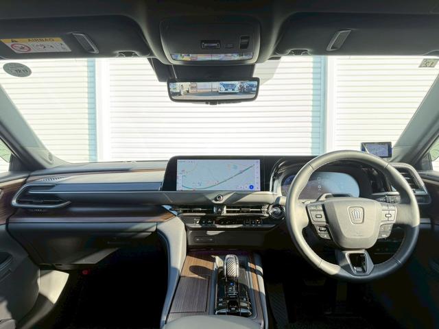 クラウン Ｚ　ＭＯＤＥＬＬＩＳＴＡ（モデリスタ）エアロ／パノラマルーフ／ＷＯＲＫ２１インチホイール／ＳＲＳ車高調（純正あり）／パノラミックビューモニター／ブラインドスポットモニター／ヘッドアップディスプレイ（5枚目）