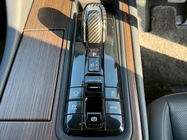 クラウン Ｚ　ＭＯＤＥＬＬＩＳＴＡ（モデリスタ）エアロ／パノラマルーフ／ＷＯＲＫ２１インチホイール／ＳＲＳ車高調（純正あり）／パノラミックビューモニター／ブラインドスポットモニター／ヘッドアップディスプレイ（25枚目）