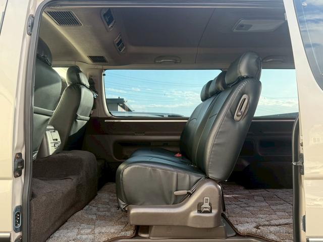 �݌Ɋm�F�ȂǂɊւ��ẮA���C�y�ɂ��₢���킹���������B