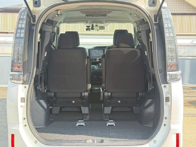 ヴォクシー ハイブリッドＸ　ＡＬＰＩＮＥ（アルパイン）１１インチデカナビ／１０．２インチフリップダウンモニター／Ｂｌｕｅｔｏｏｔｈ／フルセグＴＶ／バックモニター／両側電動スライドドア／純正１５インチアルミ／ドライブレコーダー（12枚目）