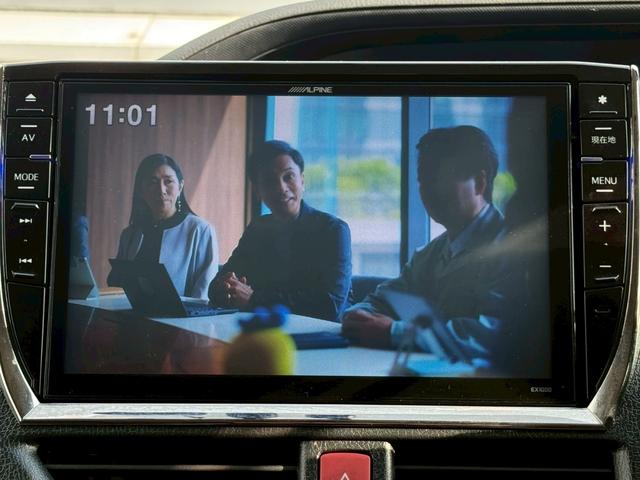 ヴォクシー ハイブリッドＸ　ＡＬＰＩＮＥ（アルパイン）１１インチデカナビ／１０．２インチフリップダウンモニター／Ｂｌｕｅｔｏｏｔｈ／フルセグＴＶ／バックモニター／両側電動スライドドア／純正１５インチアルミ／ドライブレコーダー（17枚目）