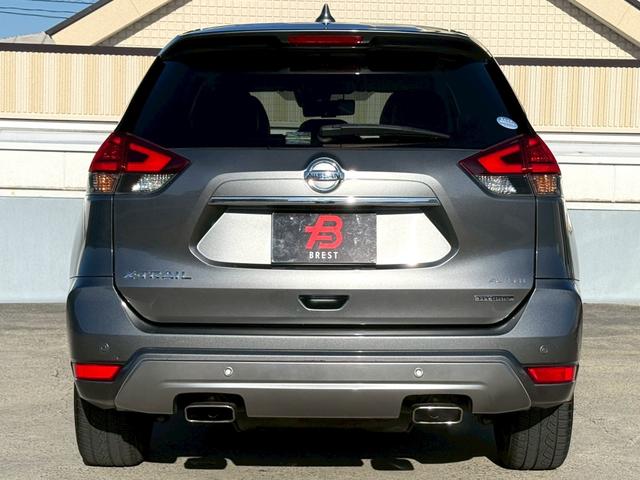 エクストレイル モード・プレミア　ハイブリッド　純正ナビ／Ｂｌｕｅｔｏｏｔｈ／フルセグＴＶ／アラウンドビューモニター／インテリジェントクリアランスソナー／パワーリアゲート／クルーズコントロール／純正１９インチアルミ／黒革シート／ステリモ（4枚目）