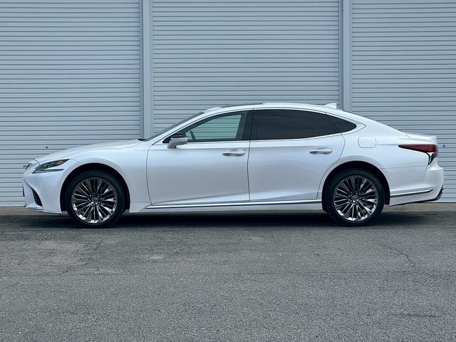 ＬＳ ＬＳ５００　バージョンＬ　マークレビンソン／ムーンルーフ／パノラミックビューモニター／デジタルインナーミラー／ブラインドスポットモニター／ヘッドアップディスプレイ／メモリー機能付パワーシート／シートエアコン／プリクラ（3枚目）
