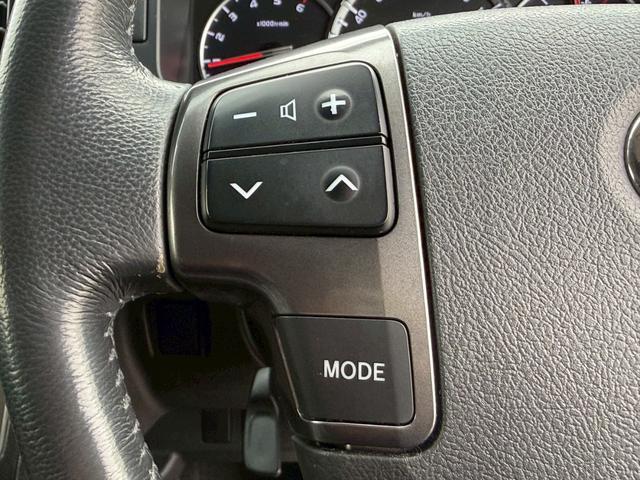 ハイエースバン スーパーＧＬ　ダークプライム　ディーゼル／ターボ／純正ナビ／Ｂｌｕｅｔｏｏｔｈ／フルセグＴＶ／バックモニター／ＥＴＣ／両側スライドドア／ハーフレザーシート／ＤＰＦ再生スイッチ／オートエアコン／ステリモ／ＬＥＤヘッドライト（17枚目）