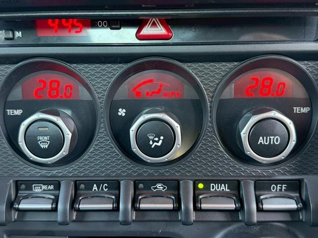 ８６ ＧＴ　６速ＭＴ／ＭＯＤＥＬＬＩＳＴＡ（モデリスタ）エアロ／ＨＫＳマフラー／ＨＫＳサス／ＨＫＳエアクリーナー／ＭＧＰ赤キャリパーカバー／ＡＤＶＡＮ　Ｒａｃｉｎｇ（アドバンレーシング）１７インチＡＷ／カーボン（21枚目）