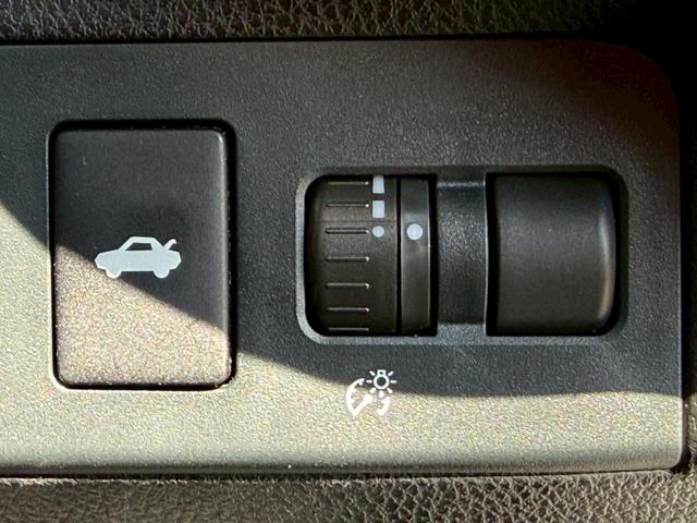 ８６ ＧＴ　６速ＭＴ／ＭＯＤＥＬＬＩＳＴＡ（モデリスタ）エアロ／ＨＫＳマフラー／ＨＫＳサス／ＨＫＳエアクリーナー／ＭＧＰ赤キャリパーカバー／ＡＤＶＡＮ　Ｒａｃｉｎｇ（アドバンレーシング）１７インチＡＷ／カーボン（23枚目）