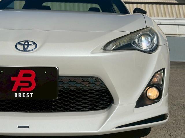 ８６ ＧＴ　６速ＭＴ／ＭＯＤＥＬＬＩＳＴＡ（モデリスタ）エアロ／ＨＫＳマフラー／ＨＫＳサス／ＨＫＳエアクリーナー／ＭＧＰ赤キャリパーカバー／ＡＤＶＡＮ　Ｒａｃｉｎｇ（アドバンレーシング）１７インチＡＷ／カーボン（35枚目）