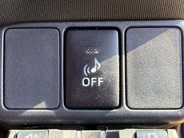 アクア Ｇ　エアロ／革巻ステアリング／ステアリングリモコン／ＬＥＤヘッドライト／フォグランプ／ＥＴＣ／純正オーディオ／オートエアコン／純正１５インチＡＷ／ユーザー買取車／禁煙車／１オーナー（21枚目）