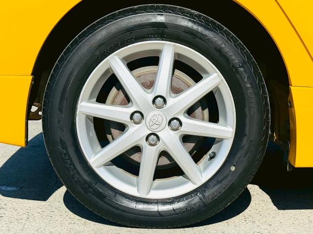 アクア Ｇ　エアロ／革巻ステアリング／ステアリングリモコン／ＬＥＤヘッドライト／フォグランプ／ＥＴＣ／純正オーディオ／オートエアコン／純正１５インチＡＷ／ユーザー買取車／禁煙車／１オーナー（25枚目）