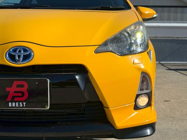 アクア Ｇ　エアロ／革巻ステアリング／ステアリングリモコン／ＬＥＤヘッドライト／フォグランプ／ＥＴＣ／純正オーディオ／オートエアコン／純正１５インチＡＷ／ユーザー買取車／禁煙車／１オーナー（27枚目）