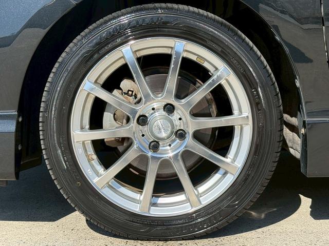 アクア Ｓ　純正ナビ／Ｂｌｕｅｔｏｏｔｈ／フルセグＴＶ／バックモニター／ＥＴＣ／オートライト／社外１６インチアルミ／スマートキー／プッシュスタート／ステアリングリモコン／フォグ／ＬＥＤヘッドライト／１オーナー（29枚目）