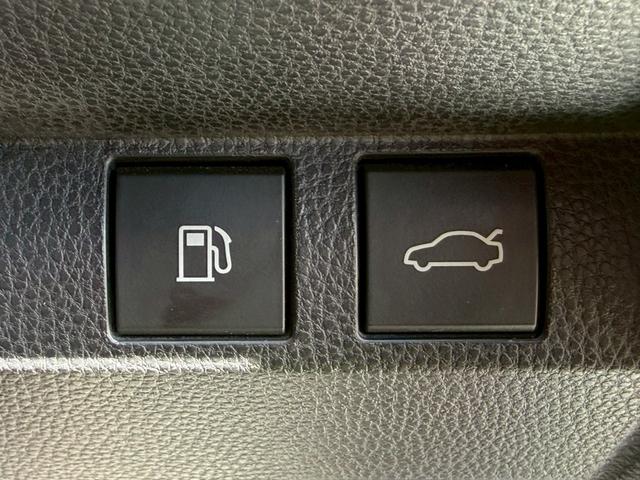 クラウンクロスオーバー ＲＳアドバンスド　モデリスタエアロ／モデリスタ２１インチアルミ／ムーンルーフ／デジタルインナーミラー／パノラミックビューモニター／ヘッドアップディスプレイ／ブラインドスポットモニター／シートエアコン／黒革シート（26枚目）