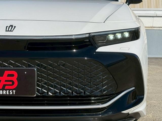 クラウンクロスオーバー ＲＳアドバンスド　モデリスタエアロ／モデリスタ２１インチアルミ／ムーンルーフ／デジタルインナーミラー／パノラミックビューモニター／ヘッドアップディスプレイ／ブラインドスポットモニター／シートエアコン／黒革シート（41枚目）