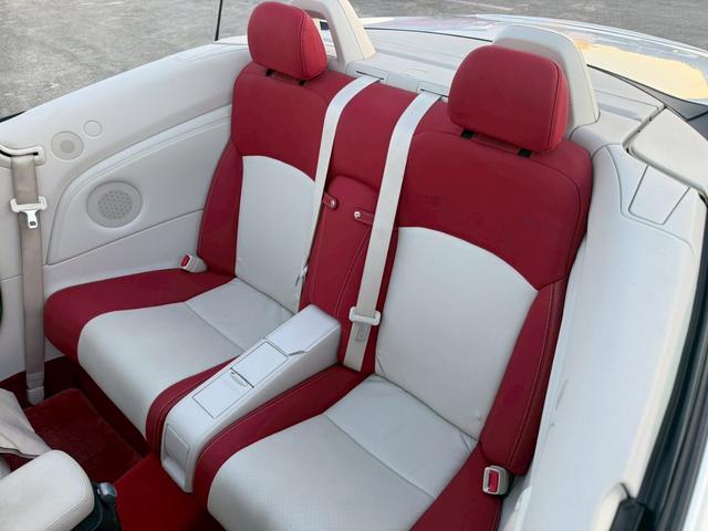 IS IS250C バージョンL 電動オープン/フルレザーシート/メーカーナビ/Bluetooth/フルセグTV/バックモニター/純正オプション18インチアルミ/クルコン/パドルシフト/シートエアコン/メモリー機能付パワーシート(8枚目)