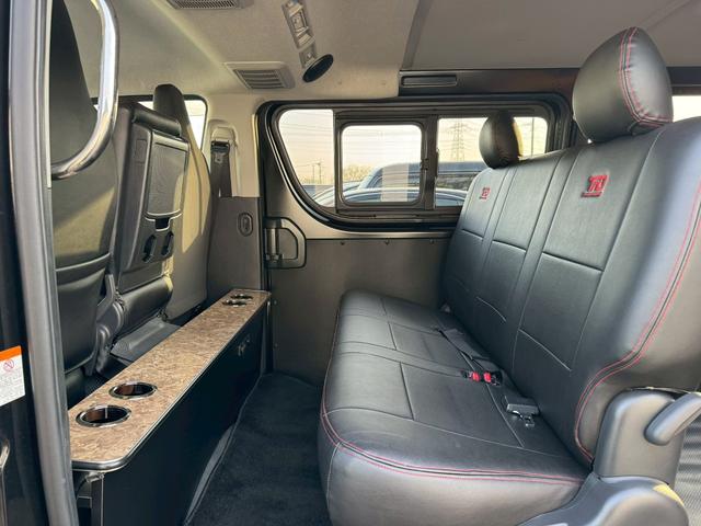 ハイエースバン ロングＤＸ　ＧＬパッケージ　５速ＭＴ／ディーゼル／ターボ／６人乗／／ＴＲＤシートカバー／パイオニア製後席スピーカー／ナビ／Ｂｌｕｅｔｏｏｔｈ／フルセグＴＶ／ＥＴＣ／ＤＰＦ再生スイッチ／ＬＥＤヘッドライト（8枚目）