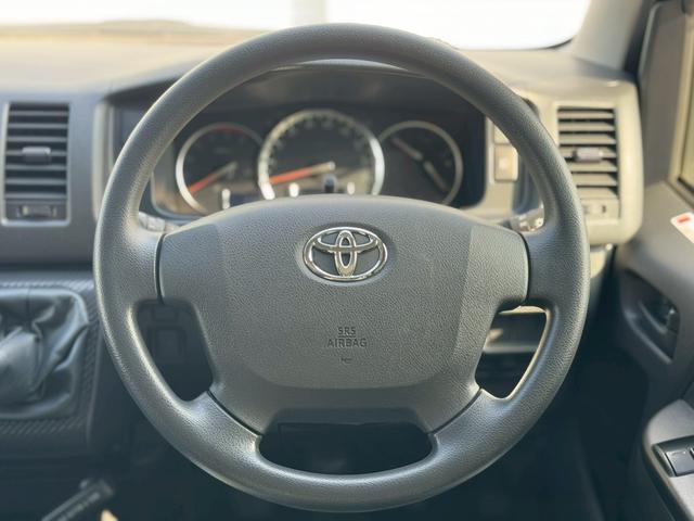 ハイエースバン ロングＤＸ　ＧＬパッケージ　５速ＭＴ／ディーゼル／ターボ／６人乗／／ＴＲＤシートカバー／パイオニア製後席スピーカー／ナビ／Ｂｌｕｅｔｏｏｔｈ／フルセグＴＶ／ＥＴＣ／ＤＰＦ再生スイッチ／ＬＥＤヘッドライト（16枚目）