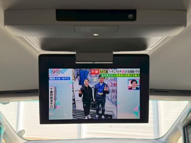アルファード ２４０Ｓ　タイプゴールド　純正ナビ／純正フリップダウンモニター／Ｂｌｕｅｔｏｏｔｈ／フルセグＴＶ／両側電動スライド／パワーリアハッチ／ＬＥＯＮＩＳ（レオニス）１９インチＡＷ／ドラレコ／ＥＴＣ／ステリモ／クルコン／ＨＩＤ（16枚目）