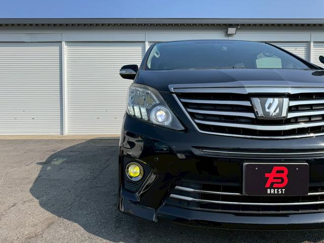 アルファード ２４０Ｓ　タイプゴールド　純正ナビ／純正フリップダウンモニター／Ｂｌｕｅｔｏｏｔｈ／フルセグＴＶ／両側電動スライド／パワーリアハッチ／ＬＥＯＮＩＳ（レオニス）１９インチＡＷ／ドラレコ／ＥＴＣ／ステリモ／クルコン／ＨＩＤ（30枚目）