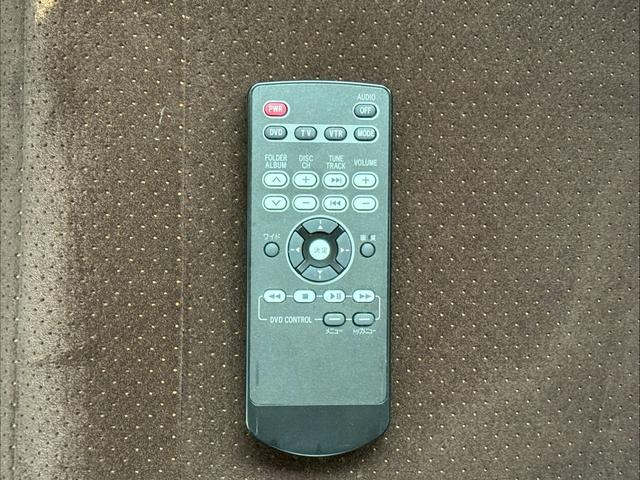 アルファード ２４０Ｓ　タイプゴールド　純正ナビ／純正フリップダウンモニター／Ｂｌｕｅｔｏｏｔｈ／フルセグＴＶ／両側電動スライド／パワーリアハッチ／ＬＥＯＮＩＳ（レオニス）１９インチＡＷ／ドラレコ／ＥＴＣ／ステリモ／クルコン／ＨＩＤ（32枚目）