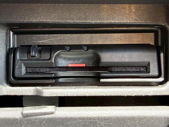 セレナ ハイウェイスターG 純正9インチナビ/フリップダウンモニター/Bluetooth/HDMI/フルセグTV/アラウンドビューモニター/ドラレコ/ハンズフリー両側電動スライド/クルーズコントロール/純正16インチアルミ(33枚目)