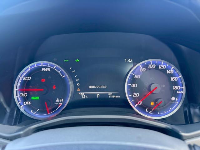 クラウンハイブリッド Ｓ　スポーツスタイル　ムーンルーフ／パノラミックビューモニター／ブラインドスポットモニター／クルーズコントロール／メモリー機能付パワーシート／ハーフレザーシート／純正１８インチアルミ／メーカーナビ／プリクラッシュ（13枚目）