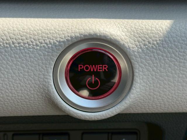 �L�[���g�т��Ă��邾���ŁA�G���W���̎n�����\�ȑ����ł��B�v�b�V���X�^�[�g�ł��̂ŃG���W���̎n�����{�^�������������ł�