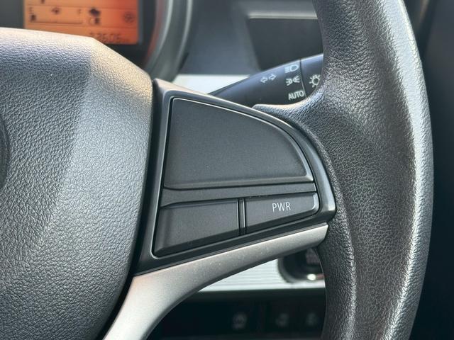 �y�n���h���{�^���z�ڐ���傫�����炷���ƂȂ��{�^���̑�����s�����Ƃ��ł���̂ŁA���S�ɂ��z���ł��܂��ˁB