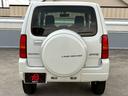ジムニー ランドベンチャー　ＡＴ車／ターボ／パートタイム４ＷＤ／ナビ／Ｂｌｕｅｔｏｏｔｈ／フルセグＴＶ／バックモニター／純正１６インチＡＷ／シートヒーター／ミラーヒーター／ＥＴＣ／パワステ／パワーウィンドウ／エアコン（4枚目）
