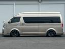 ハイエースコミューター  ディーゼル/ターボ/14人乗/CRIMSON BARBERO19インチアルミ//SDナビ/フリップダウンモニター/Bluetooth/HDMI/フルセグTV/バックモニター/ドラレコ/電動スライドドア 中古車画像_3