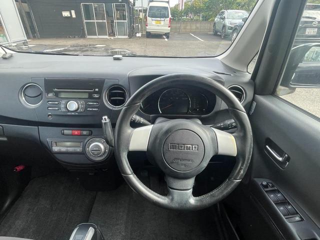 タントエグゼ カスタムRS PW Wエアバッグ パワステ インテリキー キーレス ABS付き AUTOエアコン 衝突安全ボディ フルフラット エアバック セキュリティー/(27枚目)