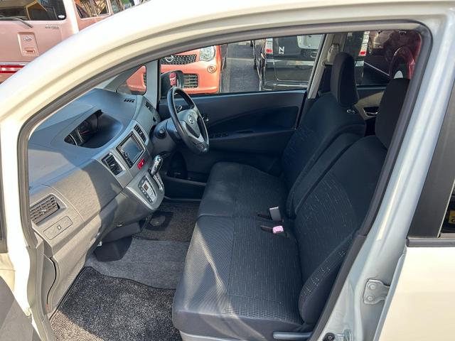 ムーヴ カスタム　Ｇ　大分イモビライザー　インテリジェントキー　アイドリングストップ車　フルフラットシート　助手席エアバック　ＬＥＤライト　ＰＷ　ＡＣ　キーフリー　パワステ　　ベンチシート　ＡＢＳ（19枚目）