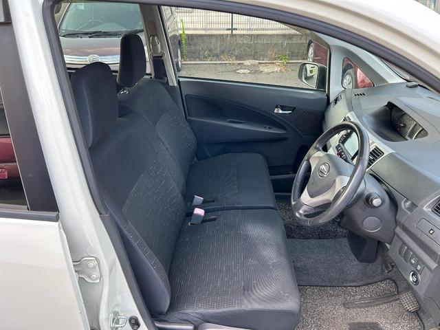 ムーヴ カスタム　Ｇ　大分イモビライザー　インテリジェントキー　アイドリングストップ車　フルフラットシート　助手席エアバック　ＬＥＤライト　ＰＷ　ＡＣ　キーフリー　パワステ　　ベンチシート　ＡＢＳ（28枚目）