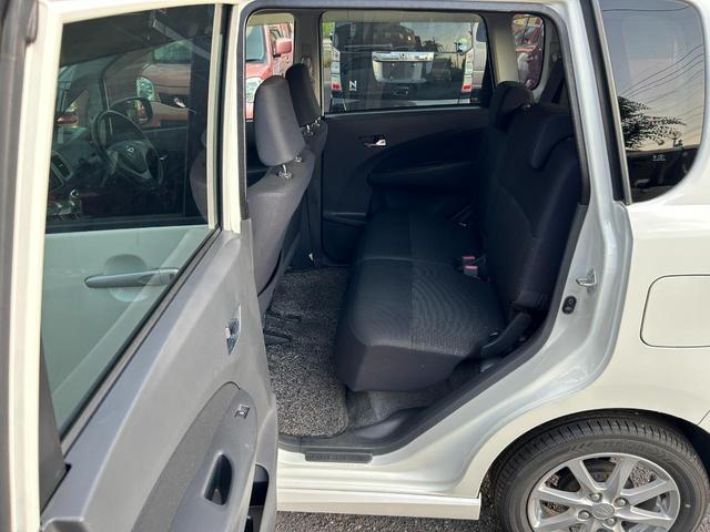 ムーヴ カスタム　Ｇ　大分イモビライザー　インテリジェントキー　アイドリングストップ車　フルフラットシート　助手席エアバック　ＬＥＤライト　ＰＷ　ＡＣ　キーフリー　パワステ　　ベンチシート　ＡＢＳ（33枚目）