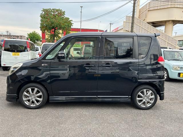 ソリオ ブラック＆ホワイト　キーフリー　プッシュスタートスマートキー　フルオートエアコン　イモビライザー　エアバック　ウォークスルー　ＡＢＳ　衝突安全ボディ　パワーステアリング　助手席エアバッグ　フルフラット　パワーウィンドウ（15枚目）