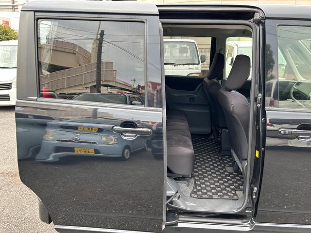 ソリオ ブラック＆ホワイト　キーフリー　プッシュスタートスマートキー　フルオートエアコン　イモビライザー　エアバック　ウォークスルー　ＡＢＳ　衝突安全ボディ　パワーステアリング　助手席エアバッグ　フルフラット　パワーウィンドウ（20枚目）