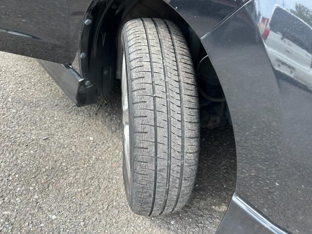 ソリオ ブラック＆ホワイト　キーフリー　プッシュスタートスマートキー　フルオートエアコン　イモビライザー　エアバック　ウォークスルー　ＡＢＳ　衝突安全ボディ　パワーステアリング　助手席エアバッグ　フルフラット　パワーウィンドウ（54枚目）