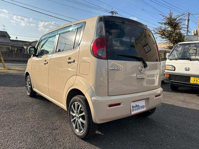モコ Ｘ　パワーウインド　ＡＴエアコン　安全ボディ　ベンチシートフルフラット　イモビライザー　フロントベンチシート　デュアルエアバッグ　スマキー　運転席エアバッグ　キーレスエントリー　パワステ　ＡＢＳ（14枚目）