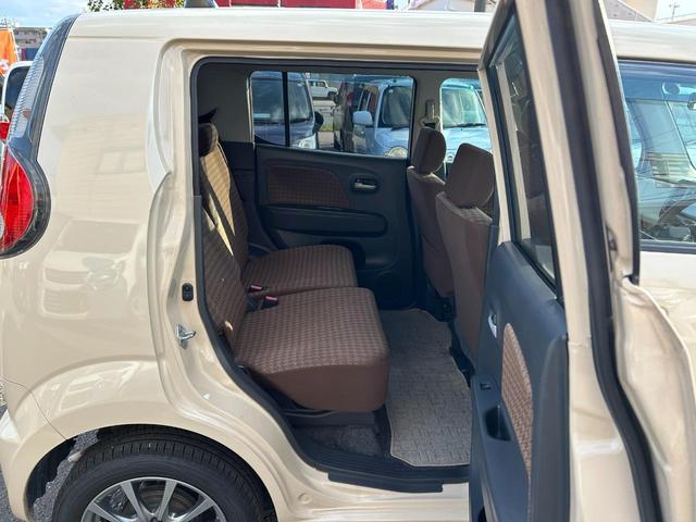 モコ Ｘ　パワーウインド　ＡＴエアコン　安全ボディ　ベンチシートフルフラット　イモビライザー　フロントベンチシート　デュアルエアバッグ　スマキー　運転席エアバッグ　キーレスエントリー　パワステ　ＡＢＳ（20枚目）