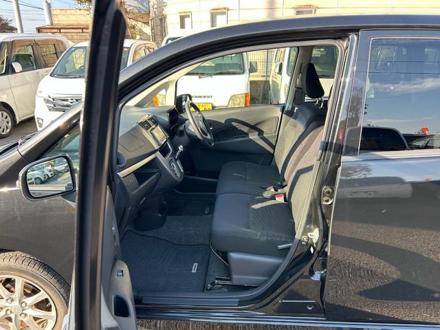 ムーヴ カスタム X SA ECOアイドル スマキ- フルフラット 衝突安全ボディ 運転席エアバック 盗難防止 横滑り防止 助手席エアバック キーレス エアコン LEDヘッドランプ パワーウインドウ パワステ ベンチシート(20枚目)