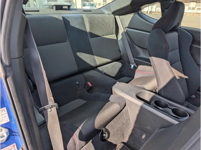 後部座席使用感無し