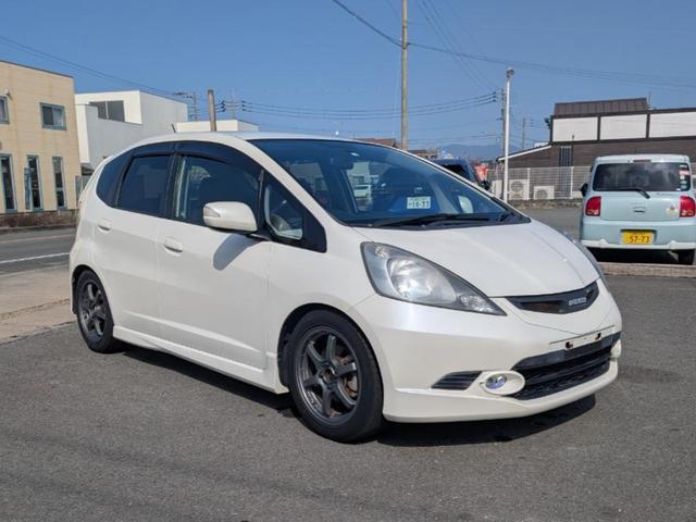 フィット RS 柿本マフラー TEIN車高調 社外AW 車検2年付(3枚目)