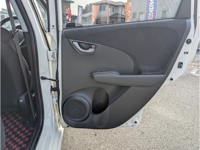 フィット RS 柿本マフラー TEIN車高調 社外AW 車検2年付(21枚目)