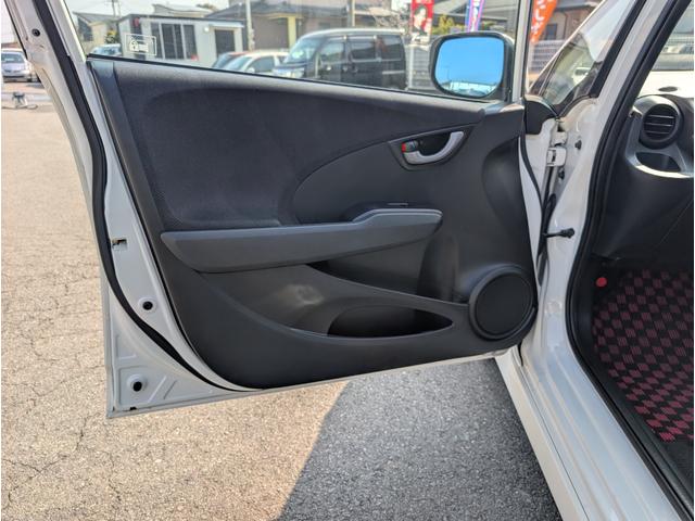 フィット RS 柿本マフラー TEIN車高調 社外AW 車検2年付(29枚目)